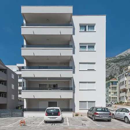 Luxury Smile Makarska